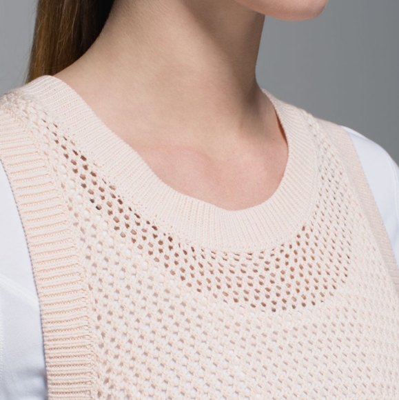 RARE Lululemon Simply The Vest - Picture 8 of 14